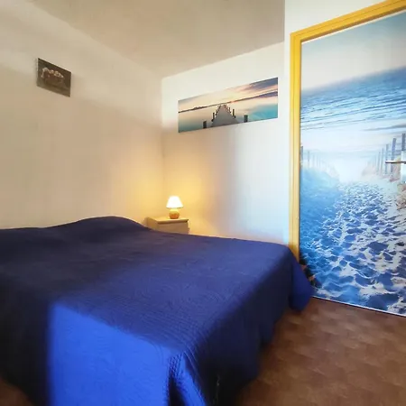 63, Heliopolis E, Village Naturiste * Agde