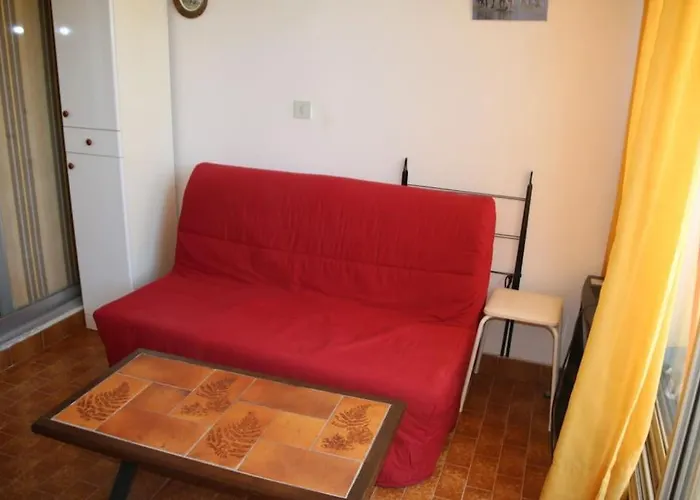 63, Heliopolis E, Village Naturiste * Agde