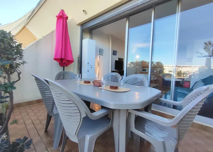 63, Heliopolis E, Village Naturiste Apartment *