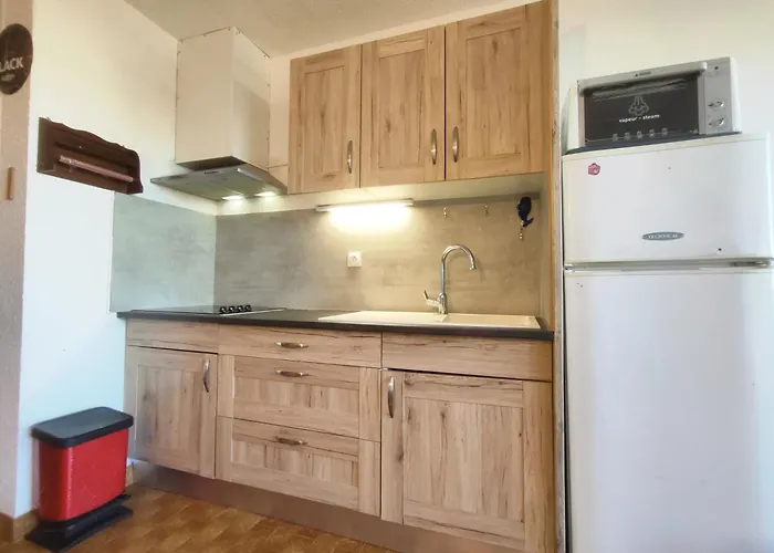 63, Heliopolis E, Village Naturiste Agde