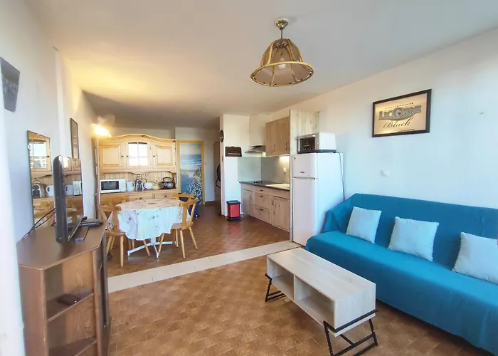 63, Heliopolis E, Village Naturiste Apartment